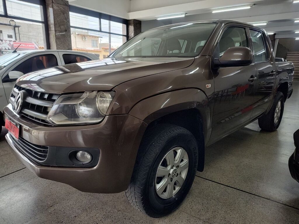 VOLKSWAGEN AMAROK 2.0 HIGHLINE 4X4
AÑO 2013